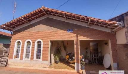 Casa com 3 dormitórios à venda, 126 m² por R$ 280.000,00 - Jardim Eloísa - Leme/SP