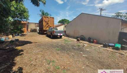 Terreno à venda, 270 m² no Jardim Coloninha Cláudia - Leme/SP