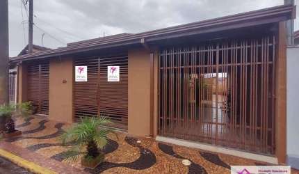 Casa com 2 dormitórios à venda, 134 m² por R$ 525.000 - Vila Bela Vista - Leme/SP