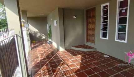 Casa com 3 dormitórios à venda, 152 m² por R$ 280.000,00 - Barra Funda - Leme/SP