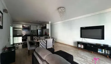 Casa com 2 dormitórios à venda, 194 m² por R$ 700.000,00 - Jardim Treviso - Pirassununga/SP