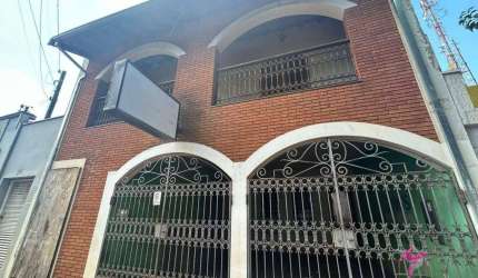 Casa com 2 dormitórios à venda, 240 m² por R$ 520.000,00 - Centro - Leme/SP