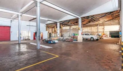 Pavilhão para alugar, 5208 m² por R$ 30.000/mês - São  Jorge - Novo Hamburgo/RS