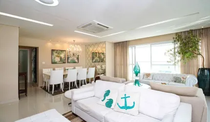 Excelente Apartamento com 3 Suítes na Pompéia, Santos - 207 m², Varanda Gourmet e Vista para o Mar