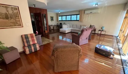 Apartamento de 04 dormitórios