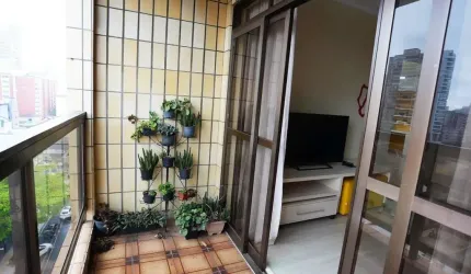 Apartamento com 3 dormitórios à venda, 115 m² por R$ 689.000,00 - Boqueirão - Santos/SP