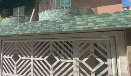 SOBRADO 3 DORMITÓRIOS COM 1 SUÍTE, 105m² - VILA TUPI
