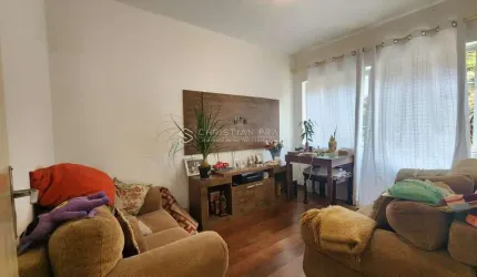 Casa à Venda no Bairro de Interlagos Bolsão com 3 Dormitórios 1 Suíte e 4 Vagas de Garagem