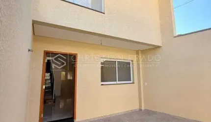 Sobrado à Venda com 2 dormitórios 2 Suítes e 2 Vagas em Jardim Régis