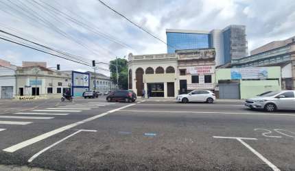 Prédio Comercial Centro Esquina