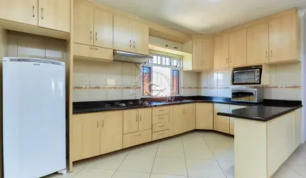 Casa com 4 quartos à venda na Rua Celestina Escolaro Foggiatto, 1054, Cruzeiro, São José dos Pinhais, 400 m2 por R$ 1.240.000