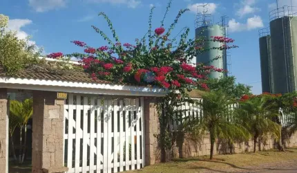 Maravilhosa casa de condominio, PORTEIRA FECHADA!