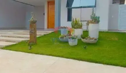 Casa em Condomínio à venda com 3 quartos, 1 suíte com closet e planejados em Condomínio Lagos D Icaraí.
