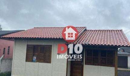 Casa com 3 dormitórios à venda em Balneário Arroio do Silva-SC.