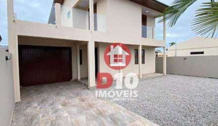 Casa com 4 dormitórios à venda em Balneário Arroio do Silva-SC.
