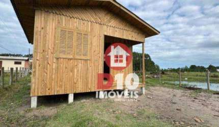 Casa  com 2 Dormitórios e Terreno de 300m² à Venda no Bairro Golfinhos – Arroio do Silva/SC