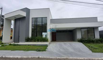 Excelente casa linear no Vale dos Cristais IV - Com 04 suites, piscina e espaco gourmet