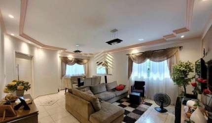 Casa para Venda em Londrina, Coliseu, 3 dormitórios, 1 suíte, 3 banheiros, 2 vagas