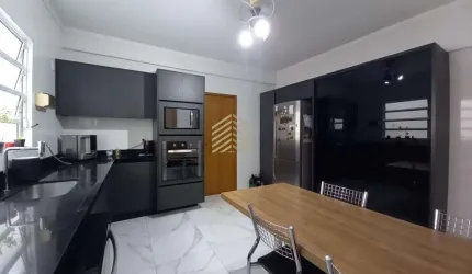 Casa para Venda em Santos, Campo Grande, 3 dormitórios, 3 suítes, 5 banheiros, 2 vagas