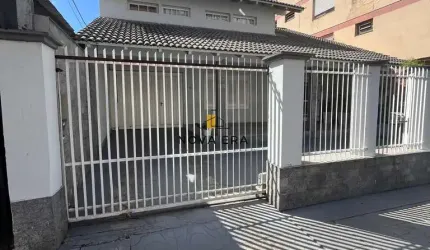 Casa com 5 quartos à venda na Vila Eunice Nova, Cachoeirinha , 220 m2 por R$ 1.290.000