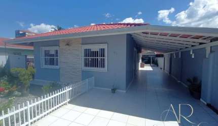 COD 0134 - CASA EM ALVENARIA NO CENTRO I BALNEÁRIO BARRA DO SUL - SC