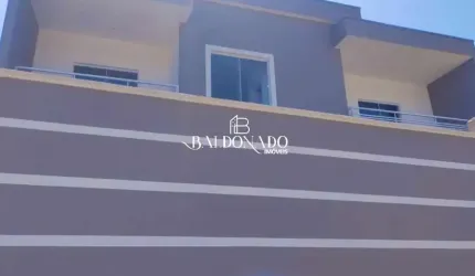 CASA EM EXTREMA - SOBRADO COM 3 SUÍTES, GARAGEM 3 CARROS