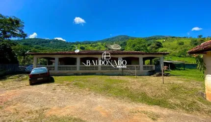 Chácara em Extrema MG para alugar 4 QUARTOS 1,5 KM DO CENTRO