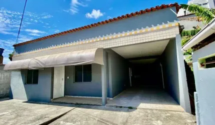 Casa para Venda em Vila Velha, Ilha dos Bentos, 3 dormitórios, 2 banheiros, 3 vagas