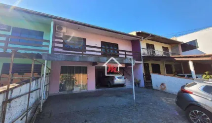 Sobrado com 4 dormitórios à venda, 179 m² por R$ 440.000,00 - Salto Weissbach - Blumenau/SC
