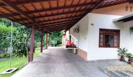 Casa à venda no bairro Velha Central em Blumenau.