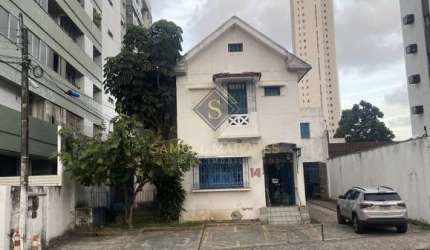 Casa Comercial em Graças - Recife com 378M², 12 Dormitórios e 6 Banheiros por R$ 2.600.000 - Venda