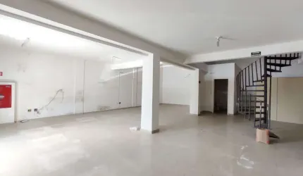 Ponto comercial com 1 sala para alugar na Rua Padre Pedro Pinto, 1, Venda Nova, Belo Horizonte por R$ 4.400