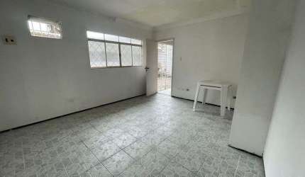Casa em areias com casa para visitas