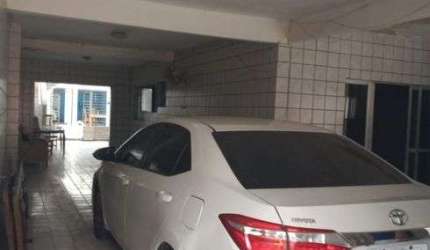 Casa com 5 quartos no bairro de Areias com 600m2