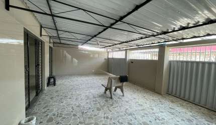 2 CASAS EM AREIAS