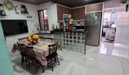 Apartamento no centro de Casa Amarela