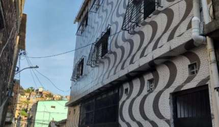 DUPLEX COMERCIAL COM GARAGEM