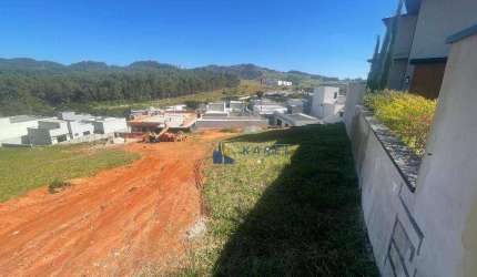 Terreno à Venda de 612m² no Condomínio Vale das Águas em Bragança Paulista!!