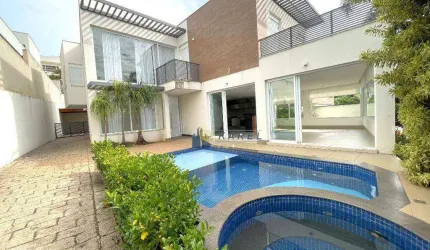 SOBRADO À VENDA com 3 Suítes, Piscina, Área Gourmet em CONDOMÍNIO FECHADO PORTAL DE BRAGANÇA