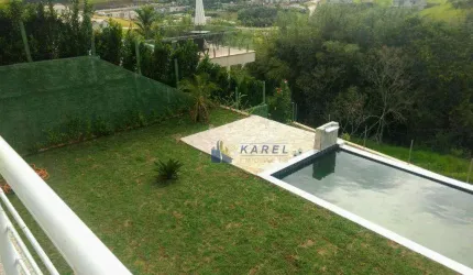 Sobrado à Venda com 4 Dorms, Piscina e Quintal Gramado em Cond. Tipo Clube Vale das Águas em Bragança Paulista!!