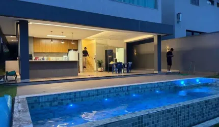 Casa condomínio fechado alto padrão mobiliada 5 minutos flamboyant