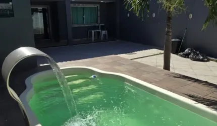 Vendo linda casa com piscina em campo grande, próximo a estrada do mendanha e pedregoso