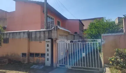 Vendo ótima casa duplex em campo grande