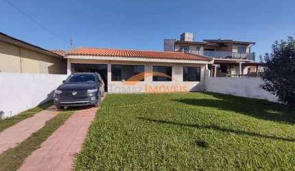 Casa com 3 quartos à venda na Itapirubá, 211, Itapiruba, Imbituba, 84 m2 por R$ 371.000
