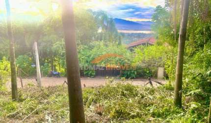 Terreno à venda na Estrada Geral de Ibiraquera, 210, Ibiraquera, Imbituba por R$ 361.000