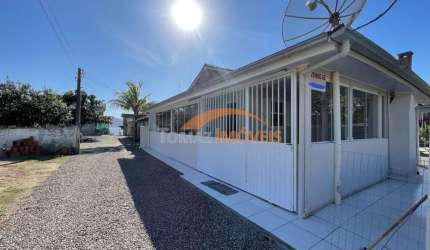 Casa com 3 quartos à venda na Laguna, 210, Nova Fazenda, Laguna, 100 m2 por R$ 160.000