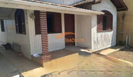 Casa com 3 quartos à venda na Paes Leme, 12, Paes Leme, Imbituba por R$ 500.000