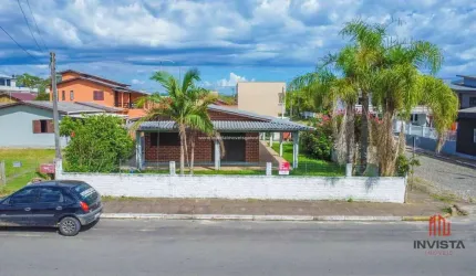 Casa com 3 dormitórios à venda, 140 m² por R$ 450.000,00 - Centro - Balneário Gaivota/SC