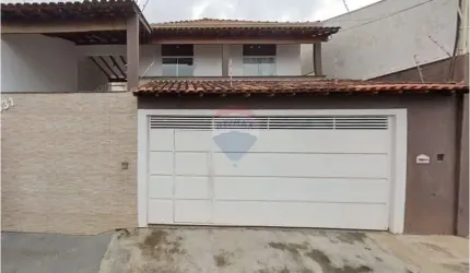 Casa a venda no Parque Vista Alegre , com 3 quartos, garagem para 3 carros, próximo a Avenida Nações Unides
