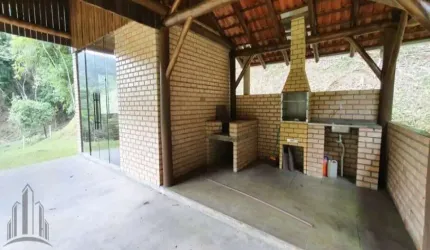 Sítio de 7.500m² à venda no Cedro Grande, Brusque-SC: 1 quarto, 1 banheiro. Venha conferir!